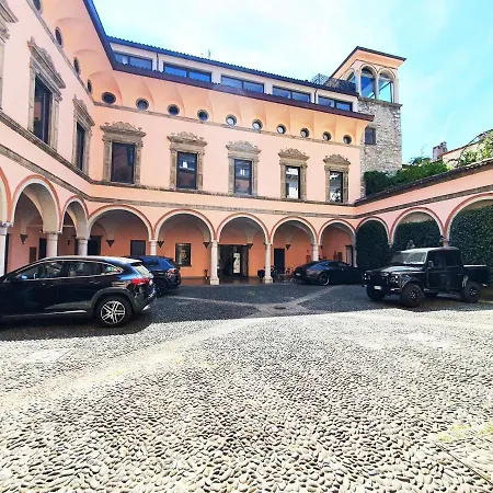 King Center 9 Posti Letto- Grande Terrazza - 2 Bagni Privati Апартаменты *