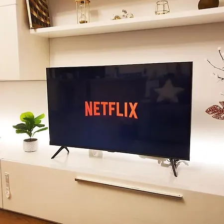 King Center 9 Posti Letto- Grande Terrazza - 2 Bagni Privati Lägenhet