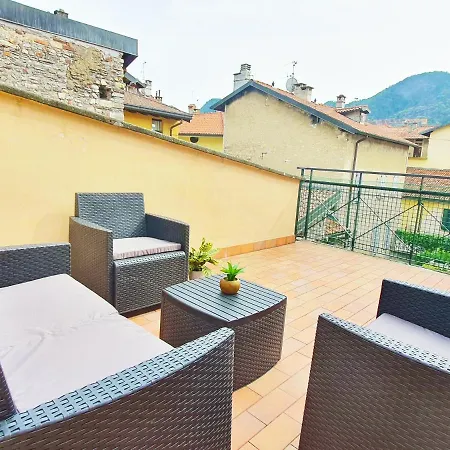 King Center 9 Posti Letto- Grande Terrazza - 2 Bagni Privati Apartamento *