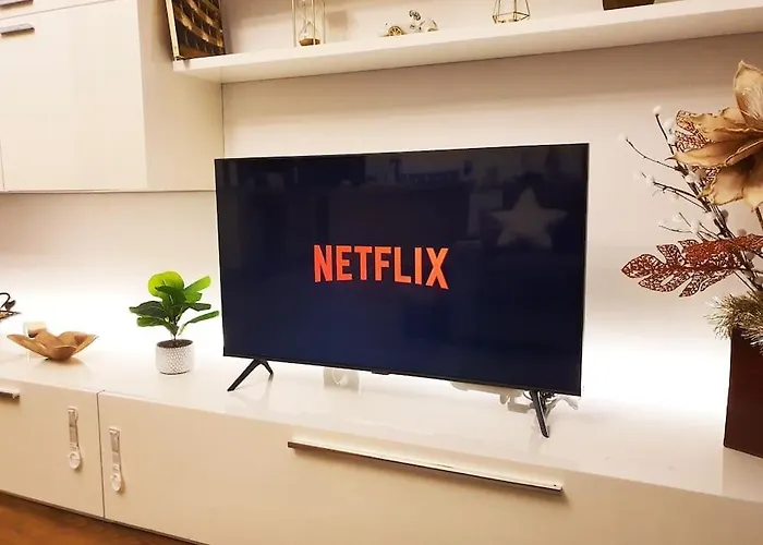 King Center 9 Posti Letto- Grande Terrazza - 2 Bagni Privati Апартаменты