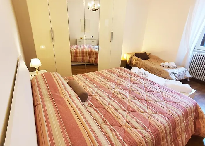 King Center 9 Posti Letto- Grande Terrazza - 2 Bagni Privati