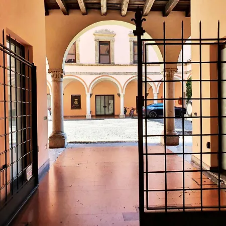 King Center 9 Posti Letto- Grande Terrazza - 2 Bagni Privati Appartamento *